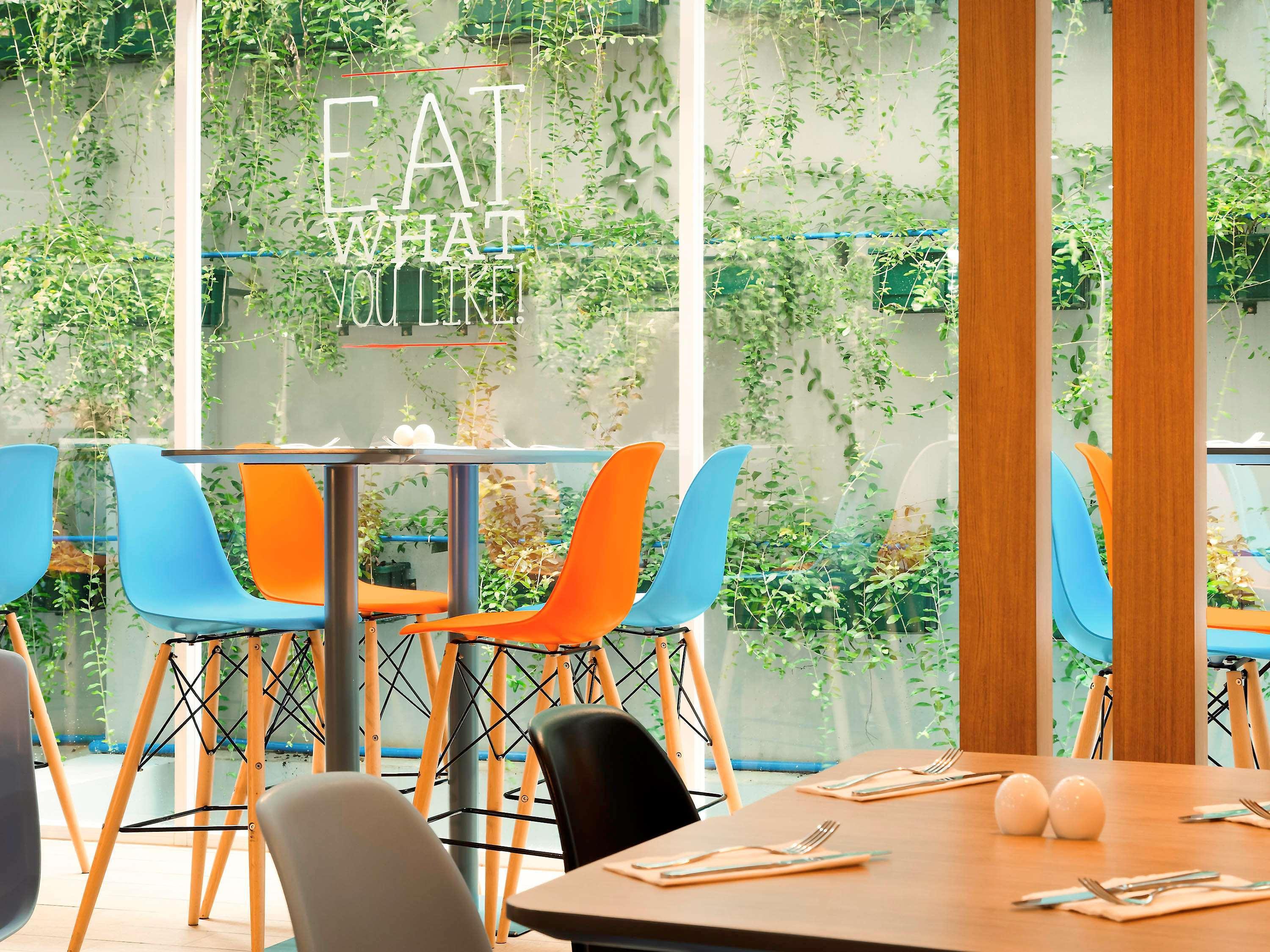 Hotel Ibis Pasteur 3*