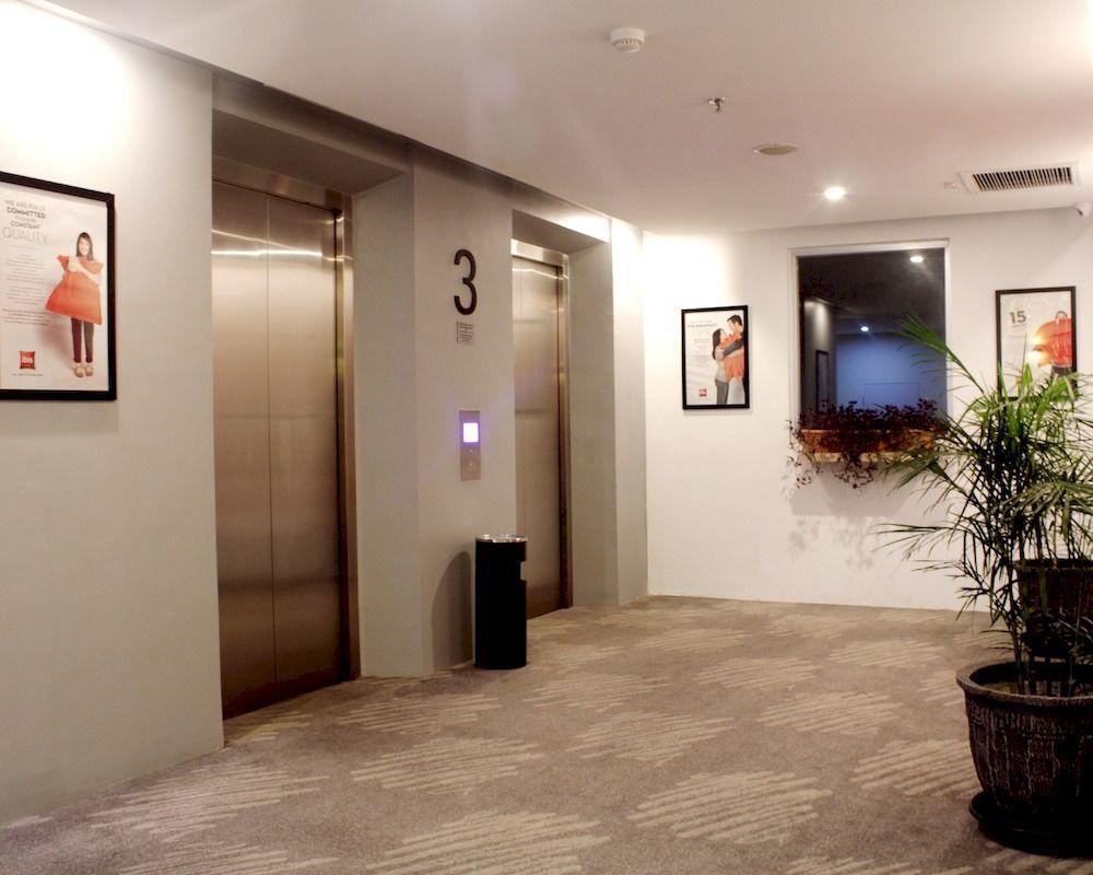 Hotel Ibis Pasteur 3*