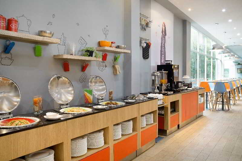 Ibis Pasteur Hotel