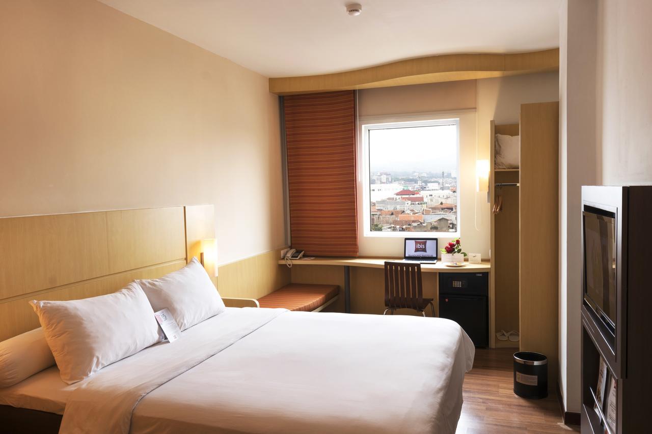 Ibis Pasteur 3* Bandung